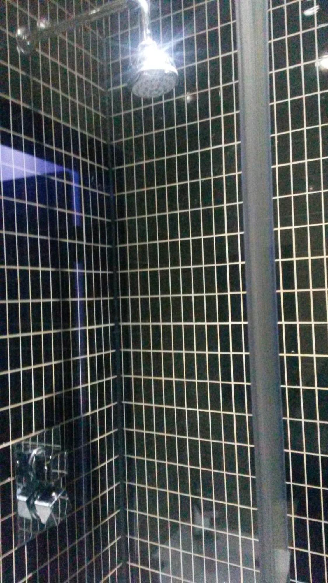 The Crystal Lodge Hotel Croydon Chambre photo