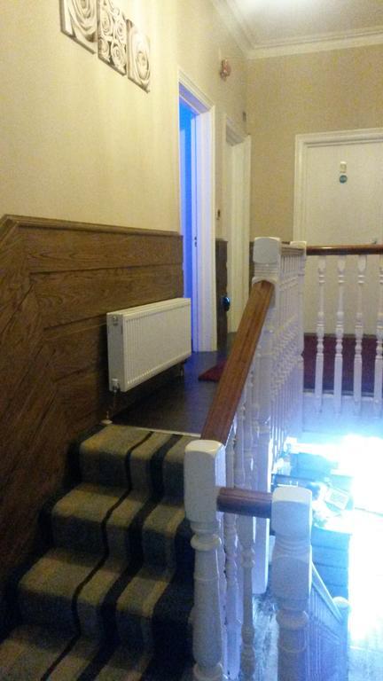 The Crystal Lodge Hotel Croydon Extérieur photo