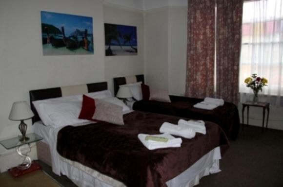 The Crystal Lodge Hotel Croydon Extérieur photo