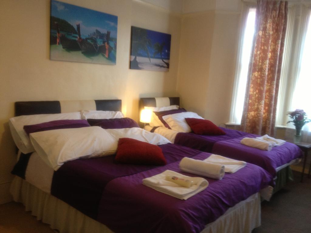 The Crystal Lodge Hotel Croydon Extérieur photo