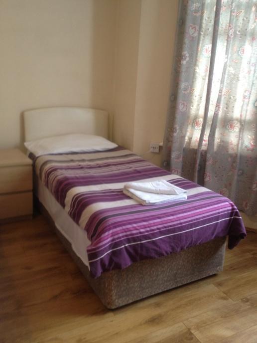 The Crystal Lodge Hotel Croydon Chambre photo
